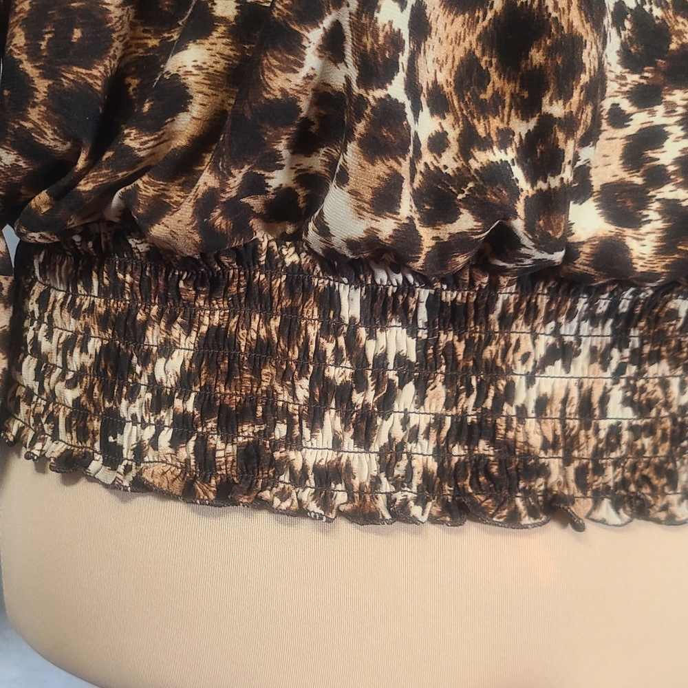 Leopard Print On or Off Shoulder Top Stretch Smocked Hem 18/20W 2X - Picture 4 of 7